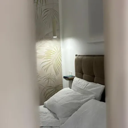 Perlage House -appartamento In Centro A 200 Mt Da Porta Camollia A Piano Terra Con Entrata Indipendente - Parcheggi Disponibili - * 시에나