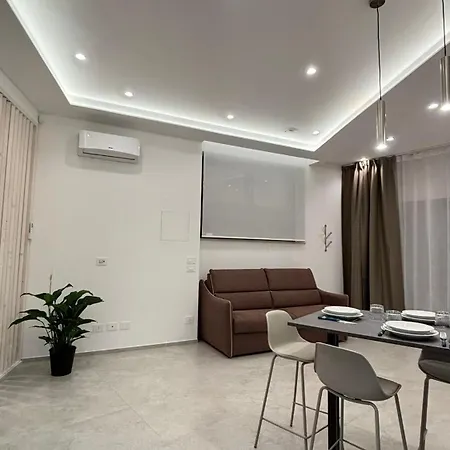 아파트 Perlage House -appartamento In Centro A 200 Mt Da Porta Camollia A Piano Terra Con Entrata Indipendente - Parcheggi Disponibili -